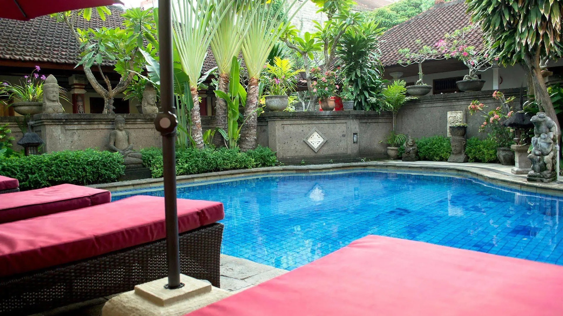 Gasthuis Flamboyan Hotel Kuta Lombok
